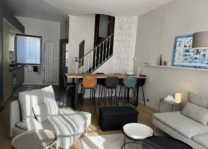 Plein Centre Maison 100 M De La 150 M Du Port *